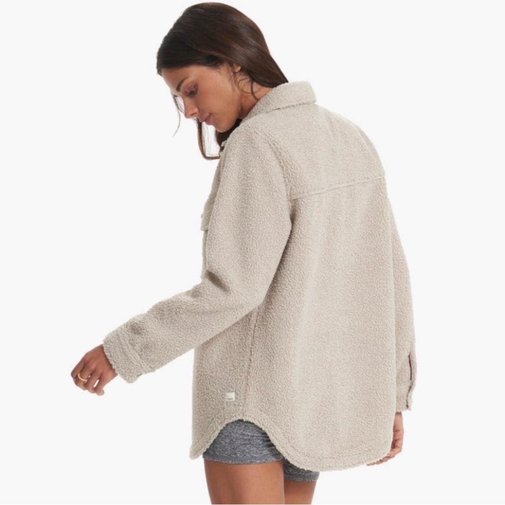 Vuori Sycamore Sherpa Long Shirt Jacket in Dark Salt Beige Women’s XS VW541 $168 - Picture 2 of 8